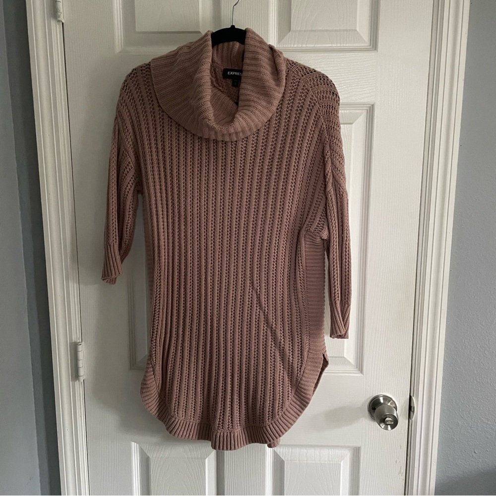 Express mauve chunky knit sweater - size M